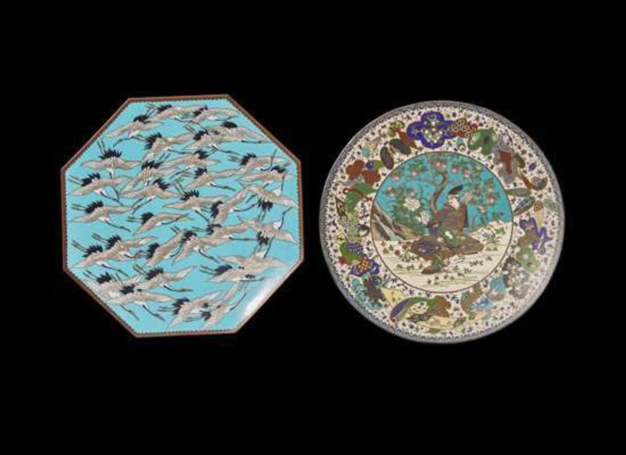 Two Japanese Cloisonne dishes, Meiji period 日本掐絲琺瑯盤兩件 明治