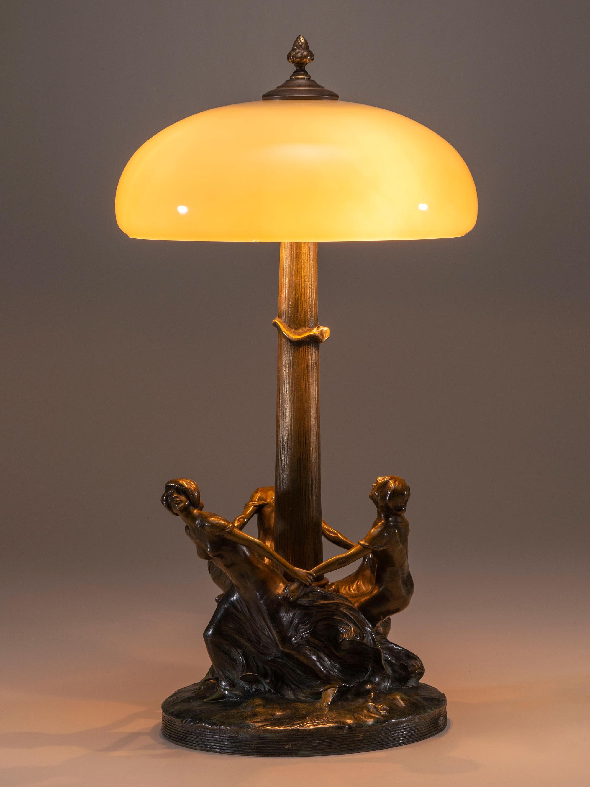 Three Graces Figural Lamp