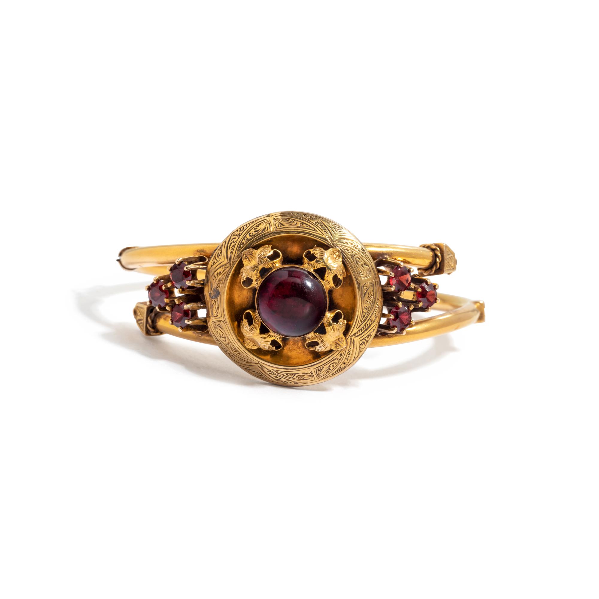 VICTORIAN, YELLOW GOLD, RED GLASS AND GARNET BANGLE BRACELET