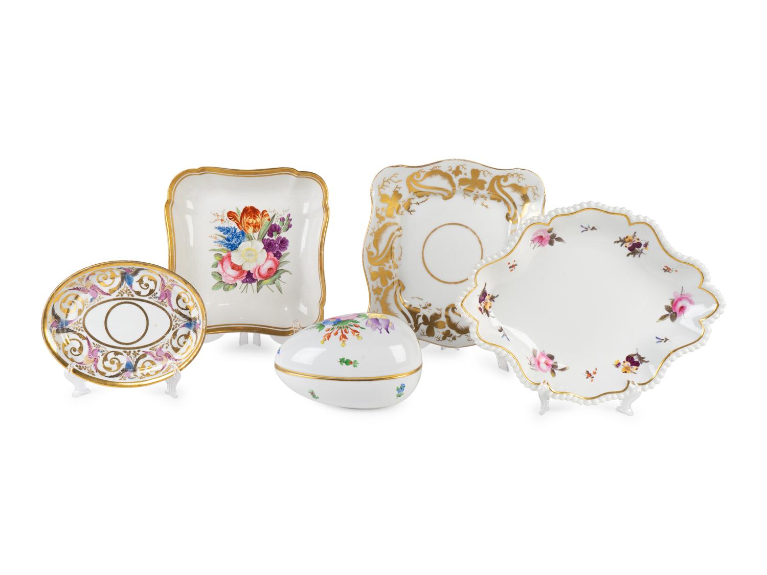 Five Miscellaneous Porcelain Articles — 19TH/20TH CENTURY