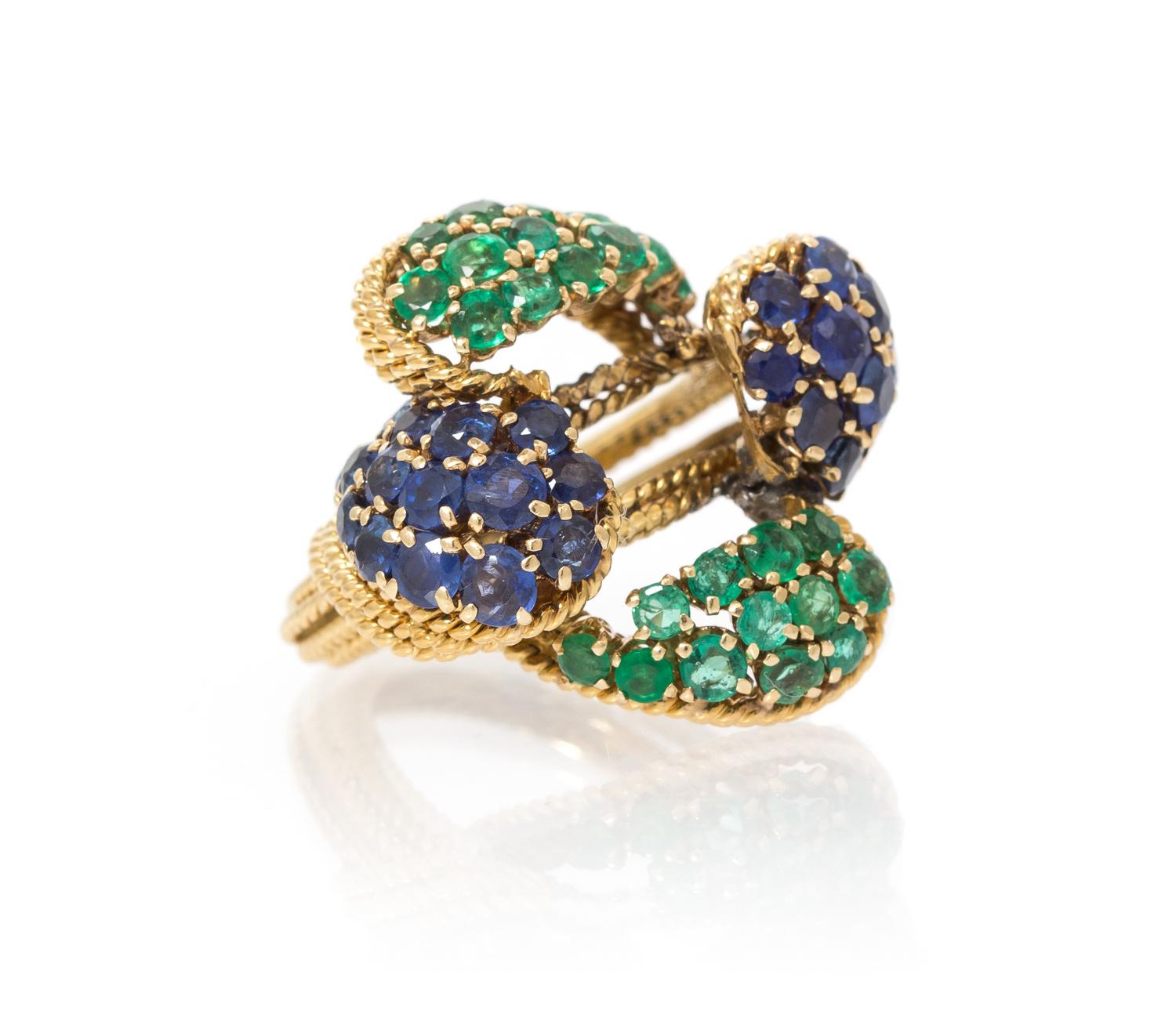 An 18 Karat Yellow Gold, Sapphire and Emerald Ring Jacket, Circa 1960, 6.50 dwts.