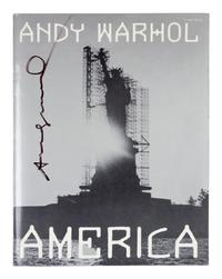WARHOL, Andy (1928-1987). America . New York: Harper & Row, 1985.