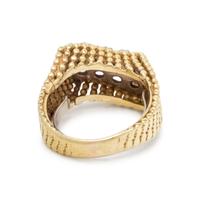YELLOW GOLD, DIAMOND AND SAPPHIRE RING