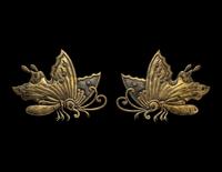 A Pair of Japanese Gilt Bronze 'Butterflies' Ornamental Architectural Studs, Momoyama Period 日本桃山時代 銅鎏金蝴蝶式門首一對