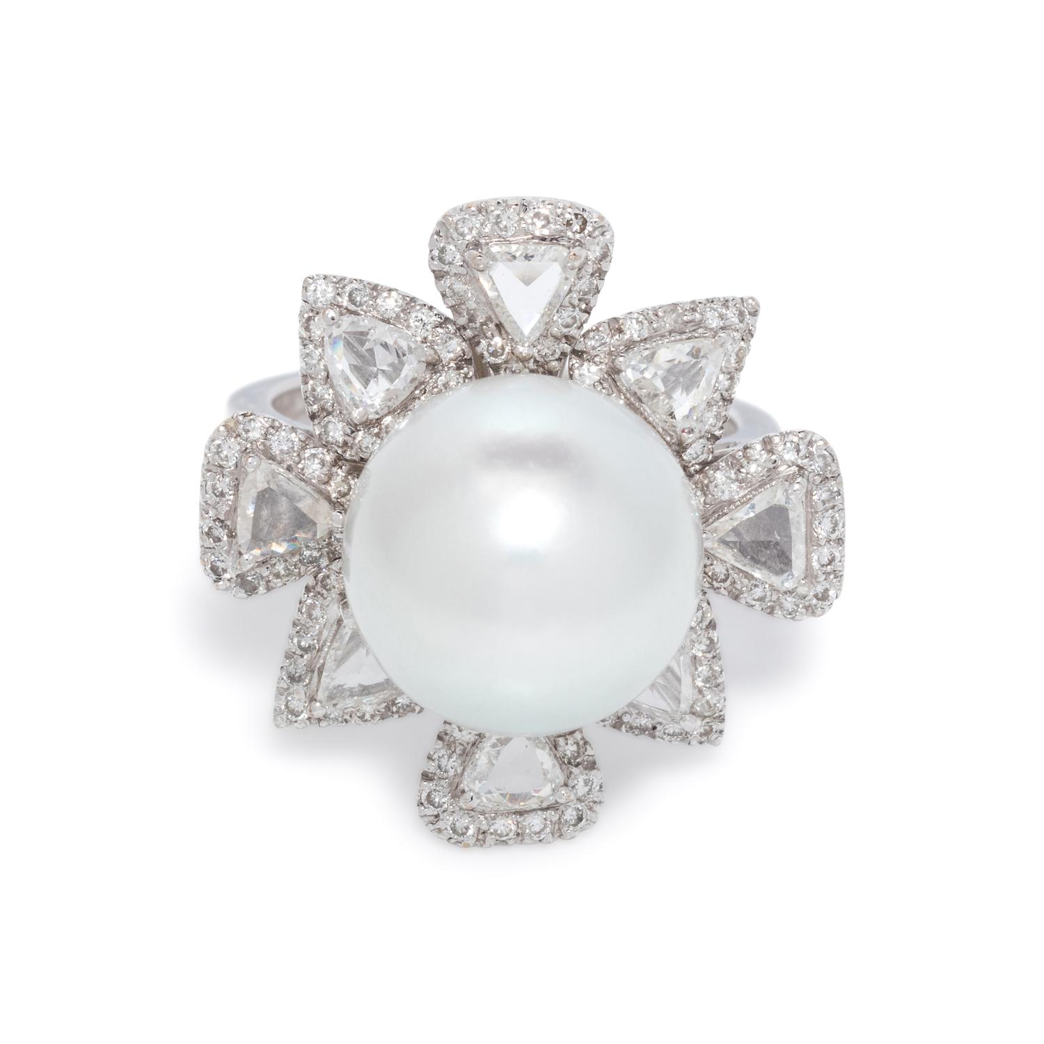 CULTURED SOUTH SEA PEARL AND DIAMOND RING