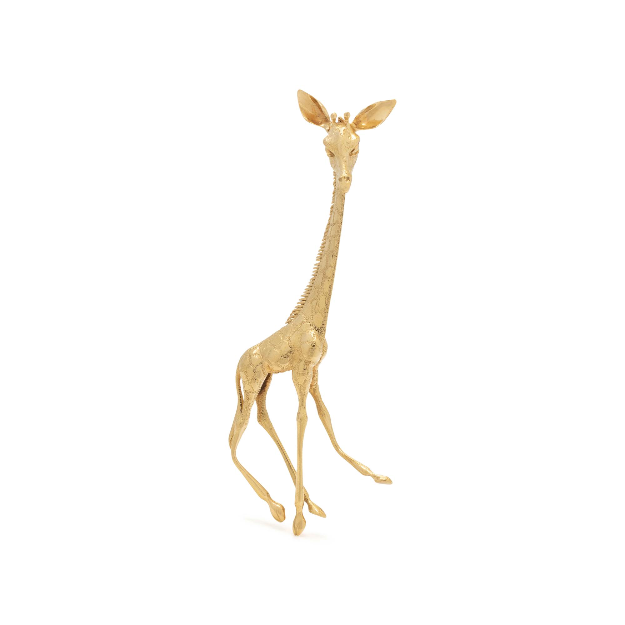 KUTCHINSKY, YELLOW GOLD GIRAFFE BROOCH