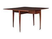 A Federal Mahogany Drop Leaf Table