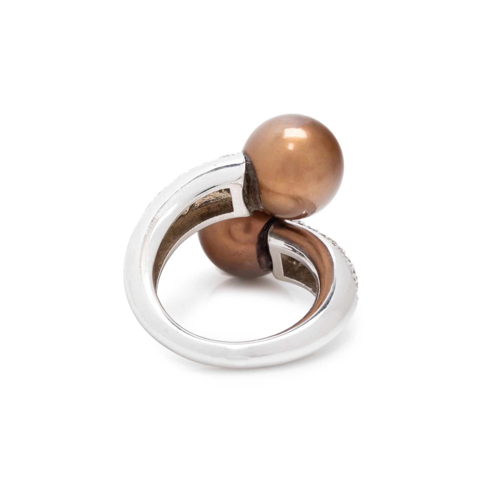 CULTURED BROWN PEARL AND DIAMOND RING