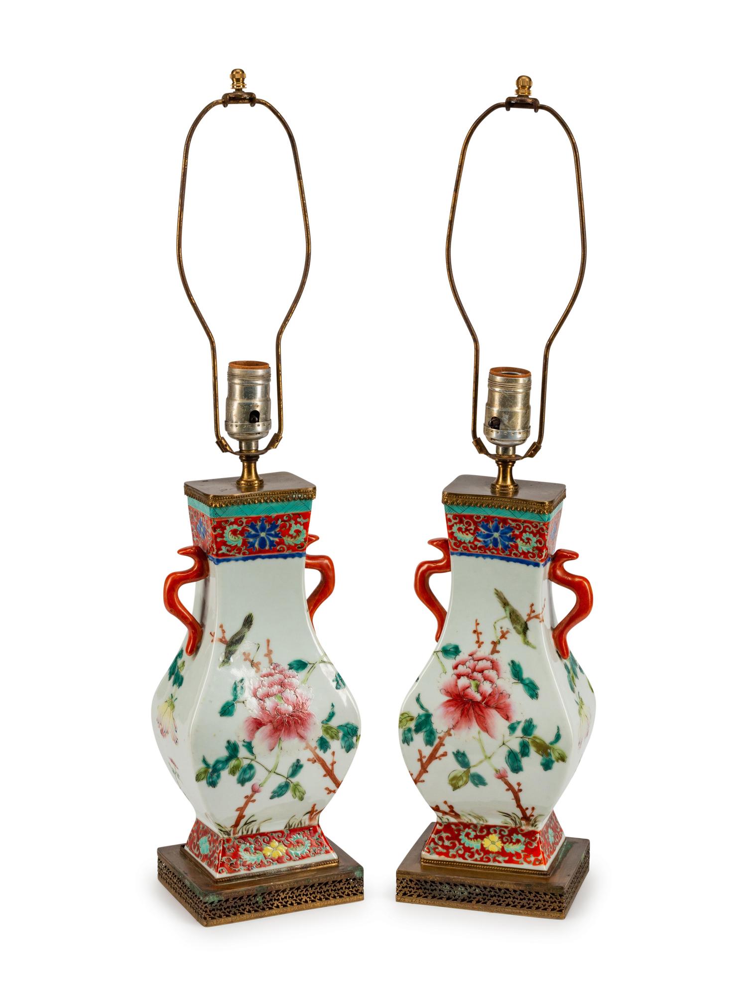 A Pair of Chinese Export Porcelain Vases