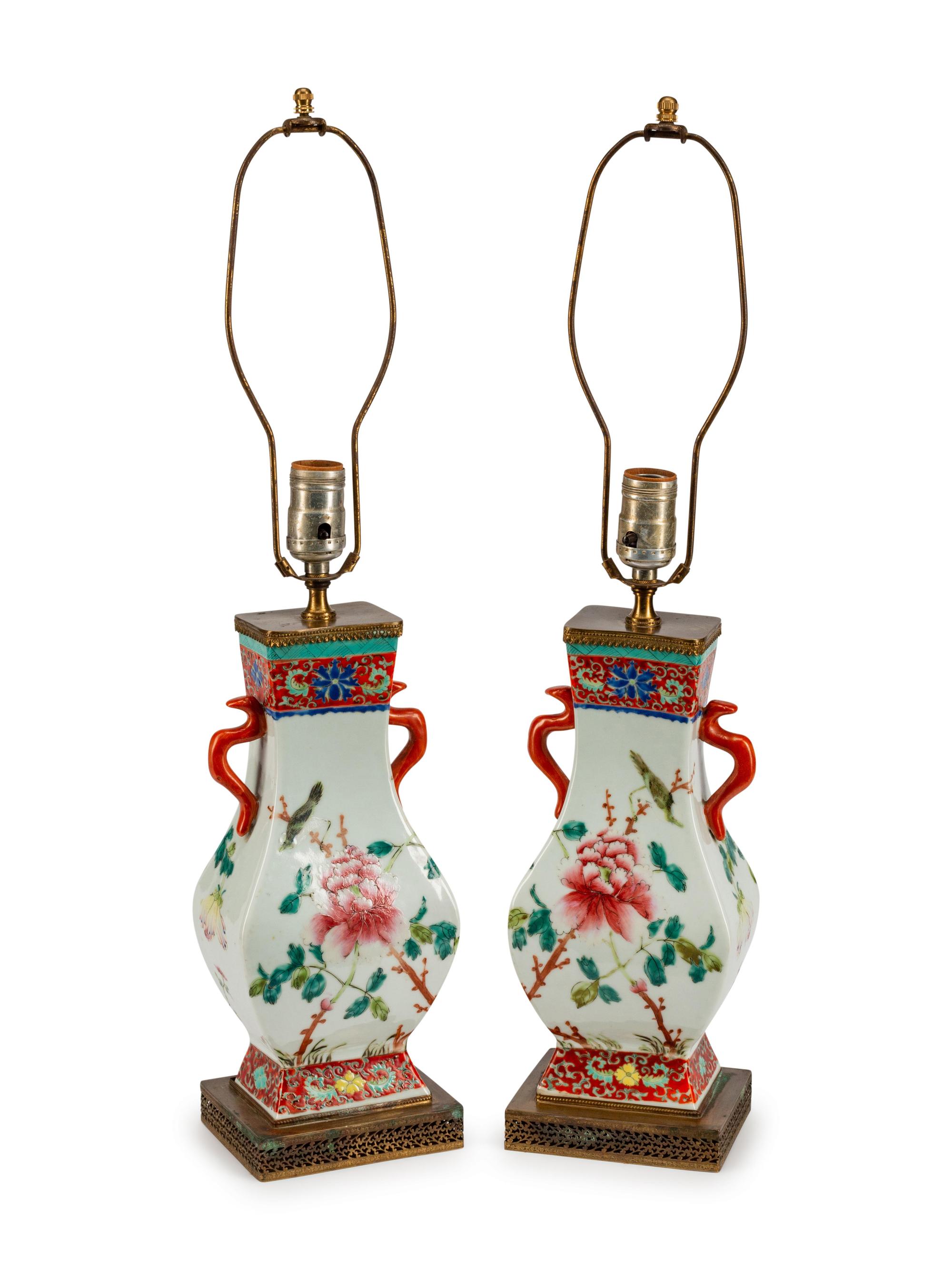 A Pair of Chinese Export Porcelain Vases