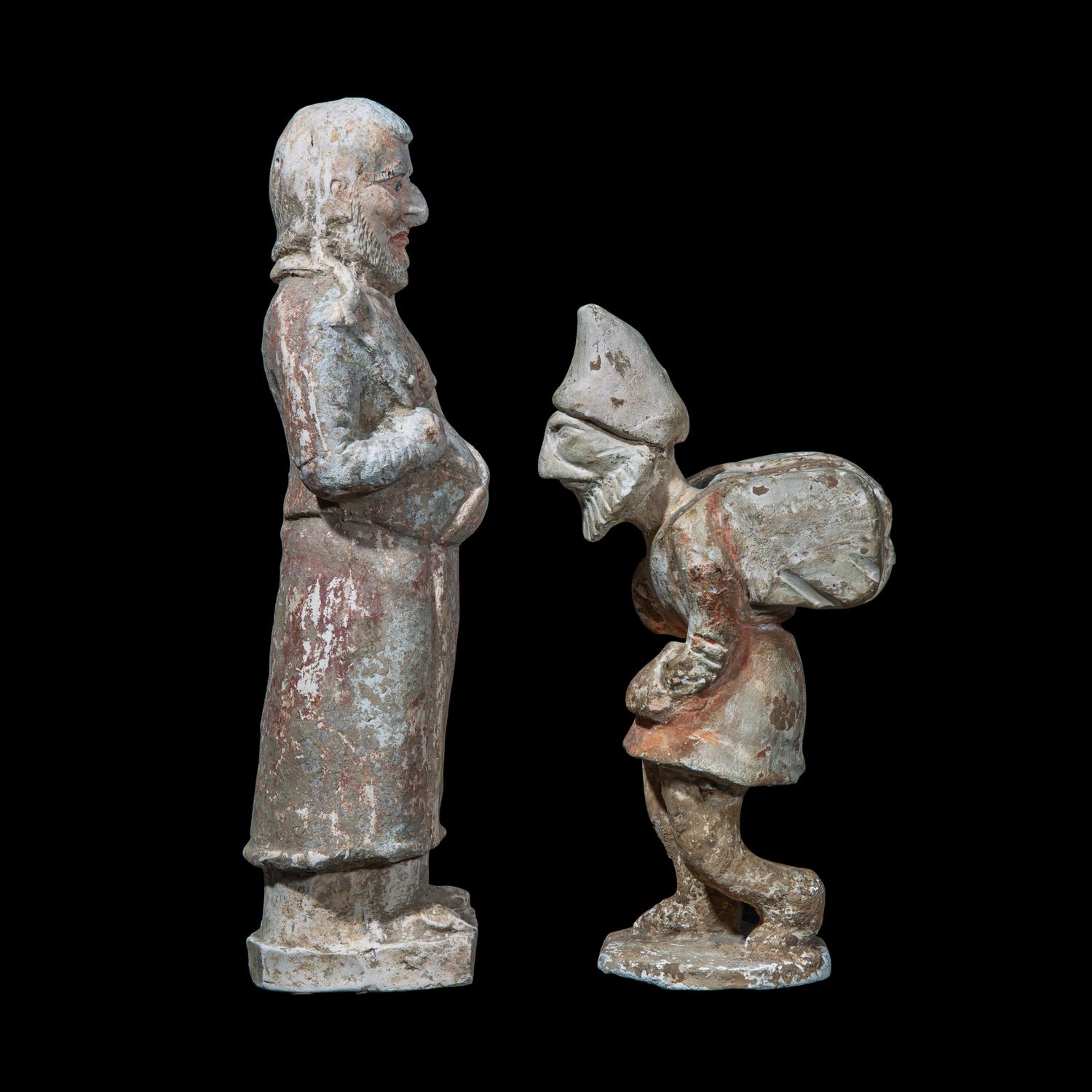 Two Chinese Painted Pottery Figures of Foreigners, Tang Dynasty and Later 唐及以後 陶俑兩件
