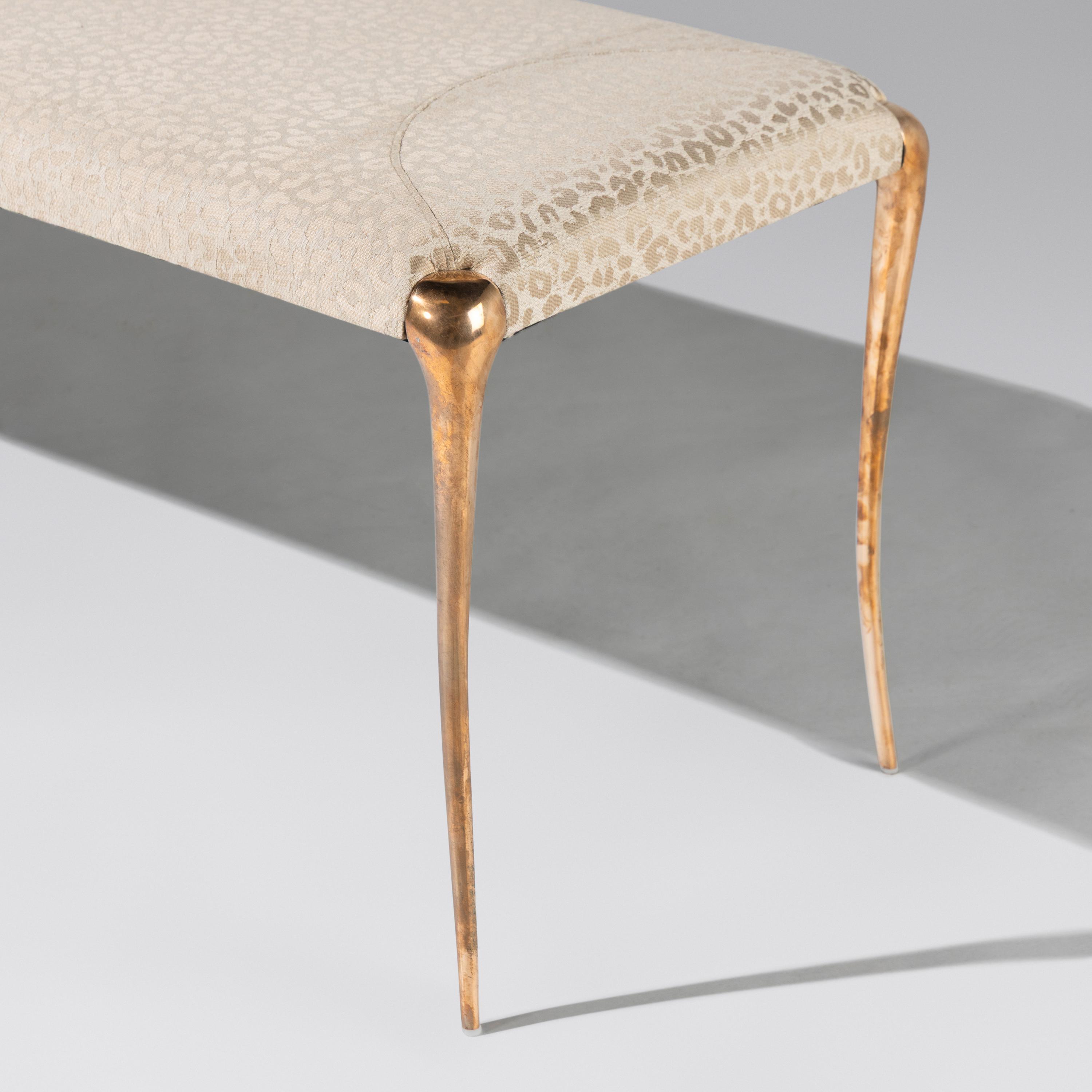 'Aria' b ench, upholstered in Lelievre fabric