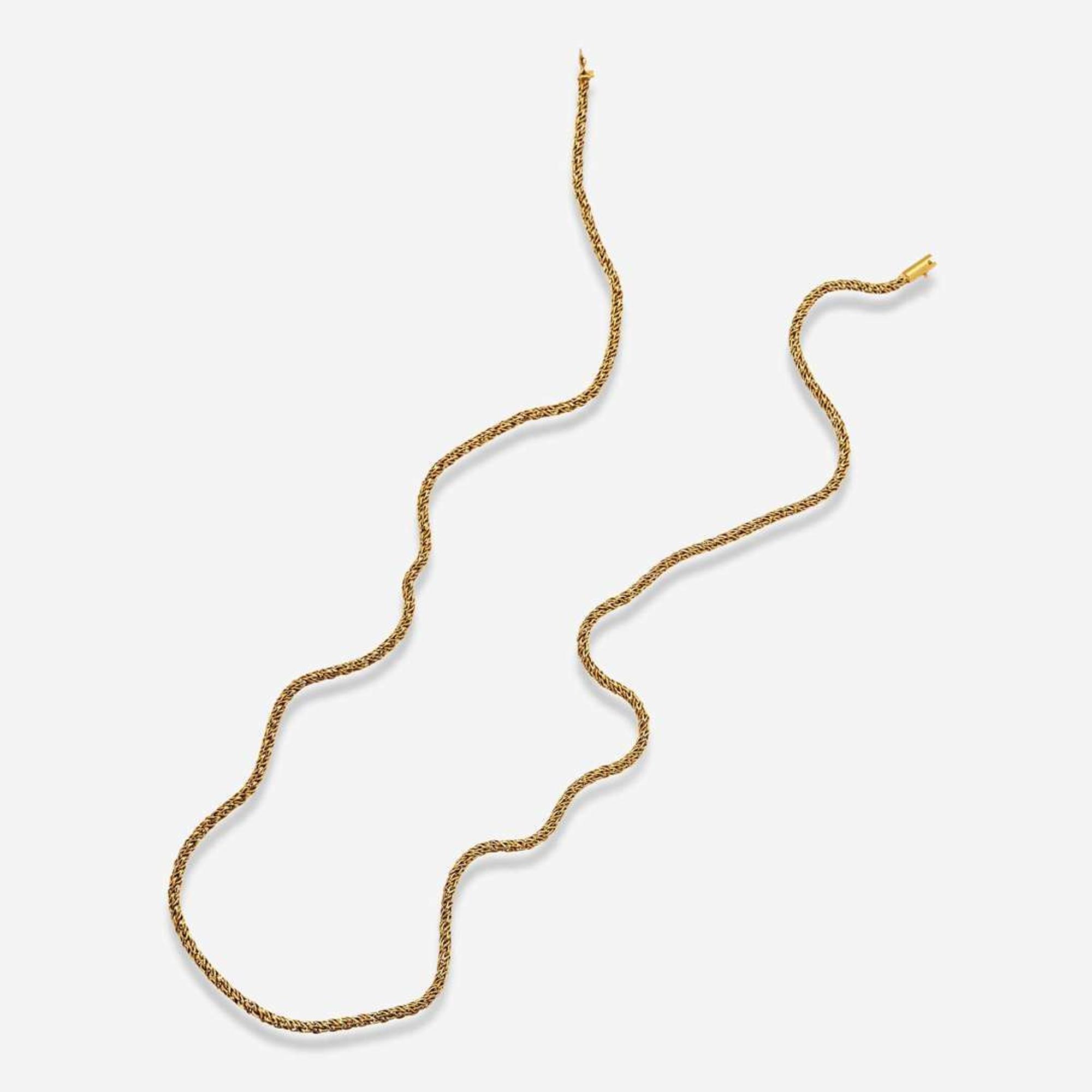 An 18K Yellow Gold Chain