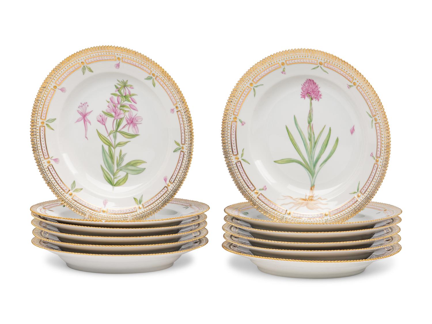 A Set of Twelve Royal Copenhagen Flora Danica Porcelain Dinner Plates