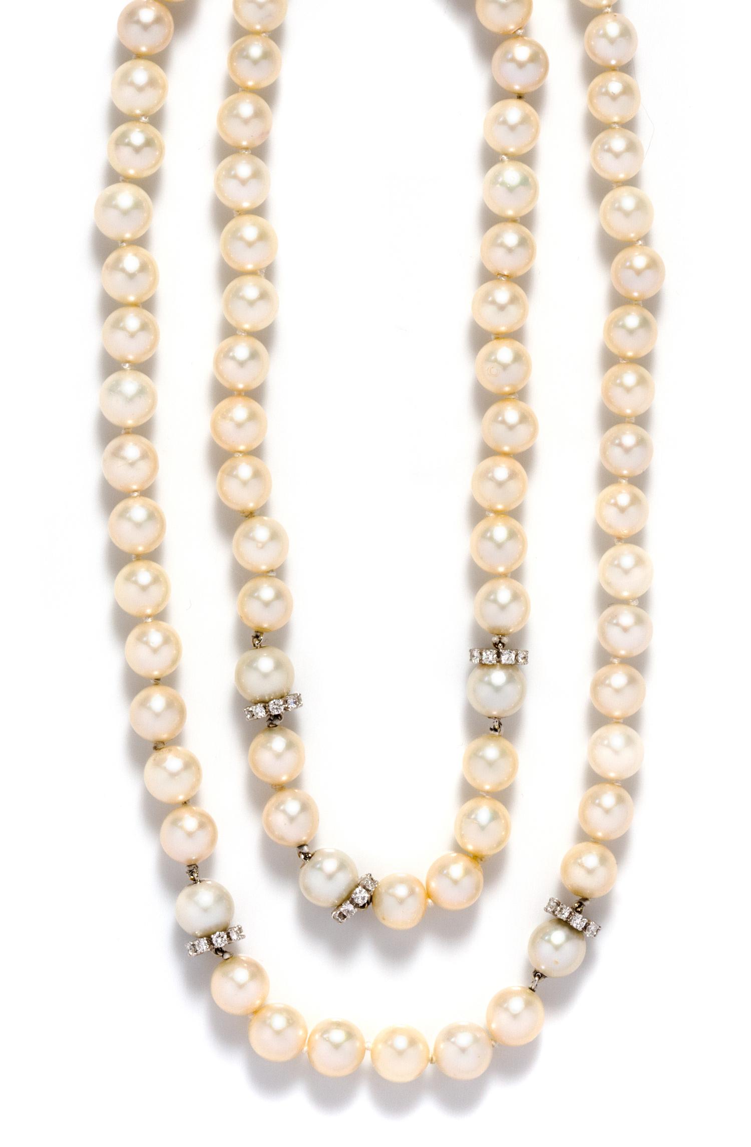 A Vintage 18 Karat White Gold, Diamond and Cultured Pearl Convertible Necklace, David Webb, 71.00 dwts.