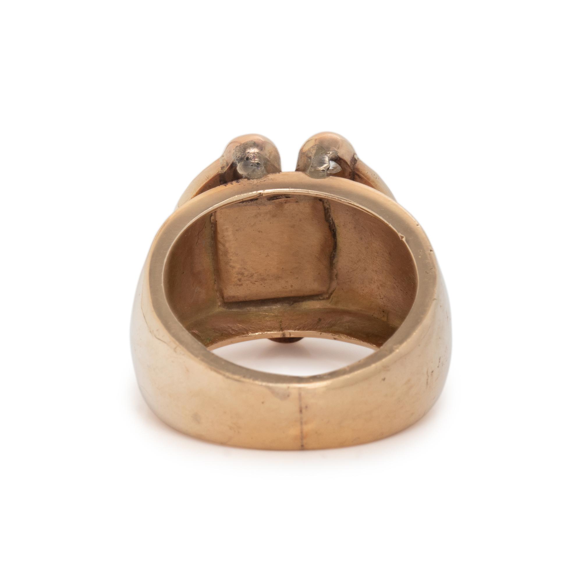 YELLOW GOLD, DIAMOND AND SAPPHIRE RING