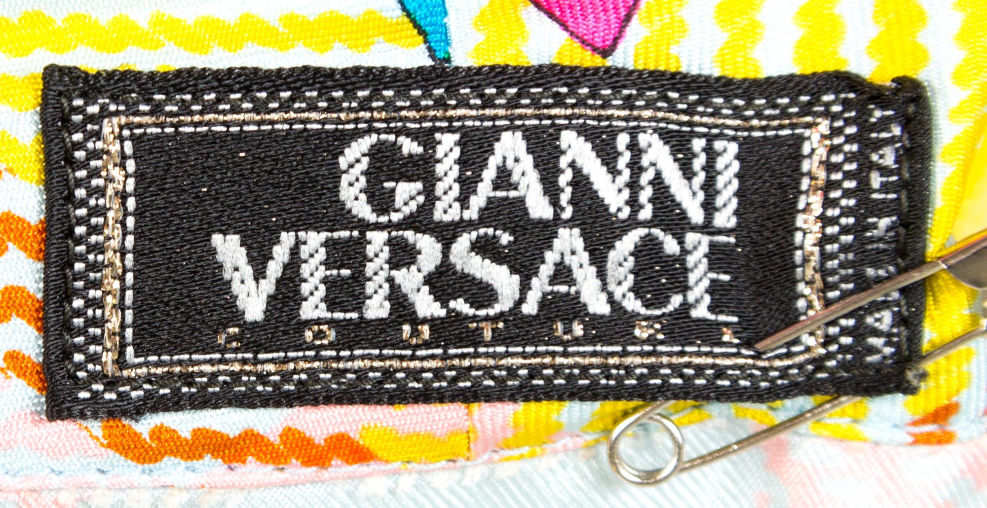 A Gianni Versace Silk Print Tie Front Blouse, Size 40.
