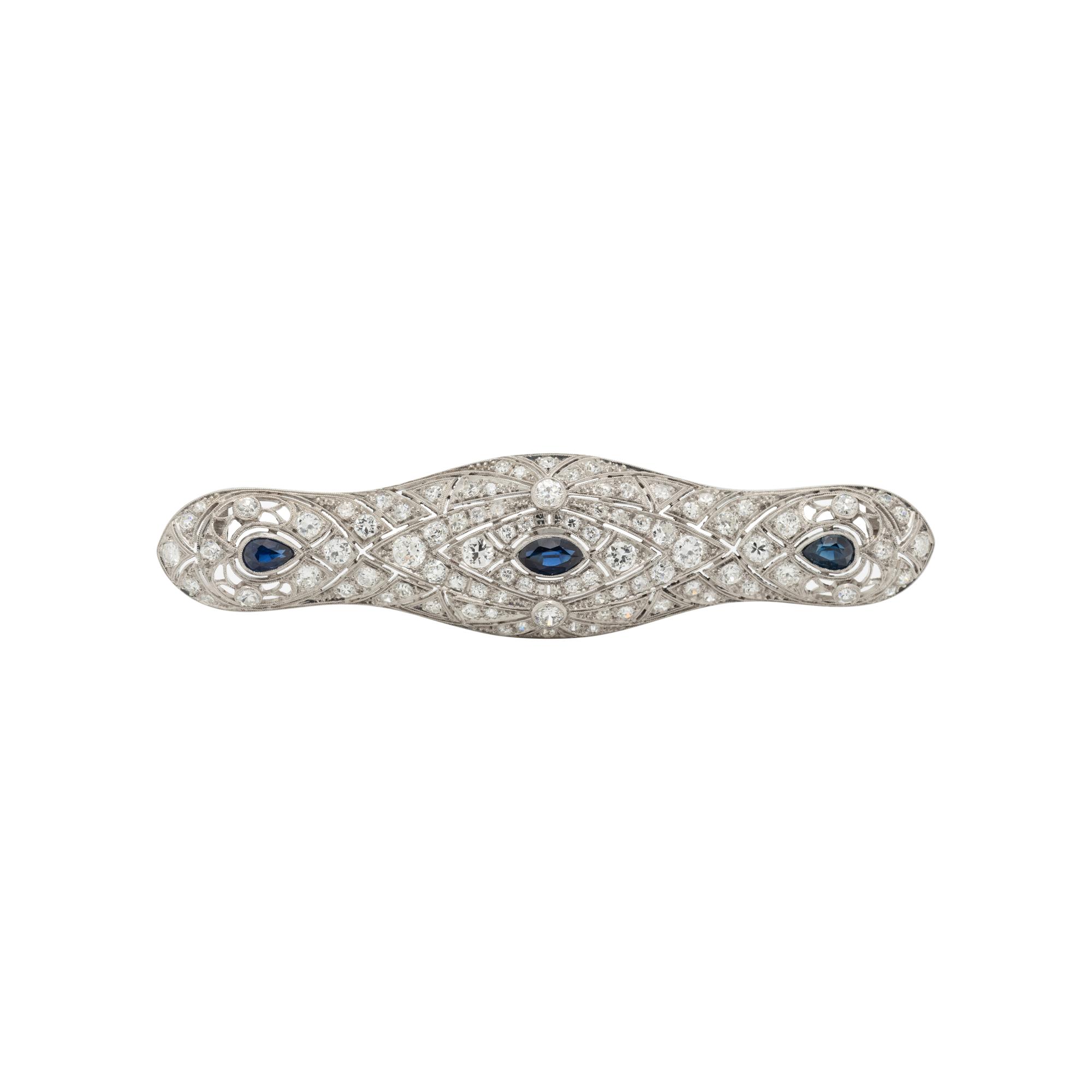 ART DECO, DIAMOND AND SAPPHIRE BROOCH