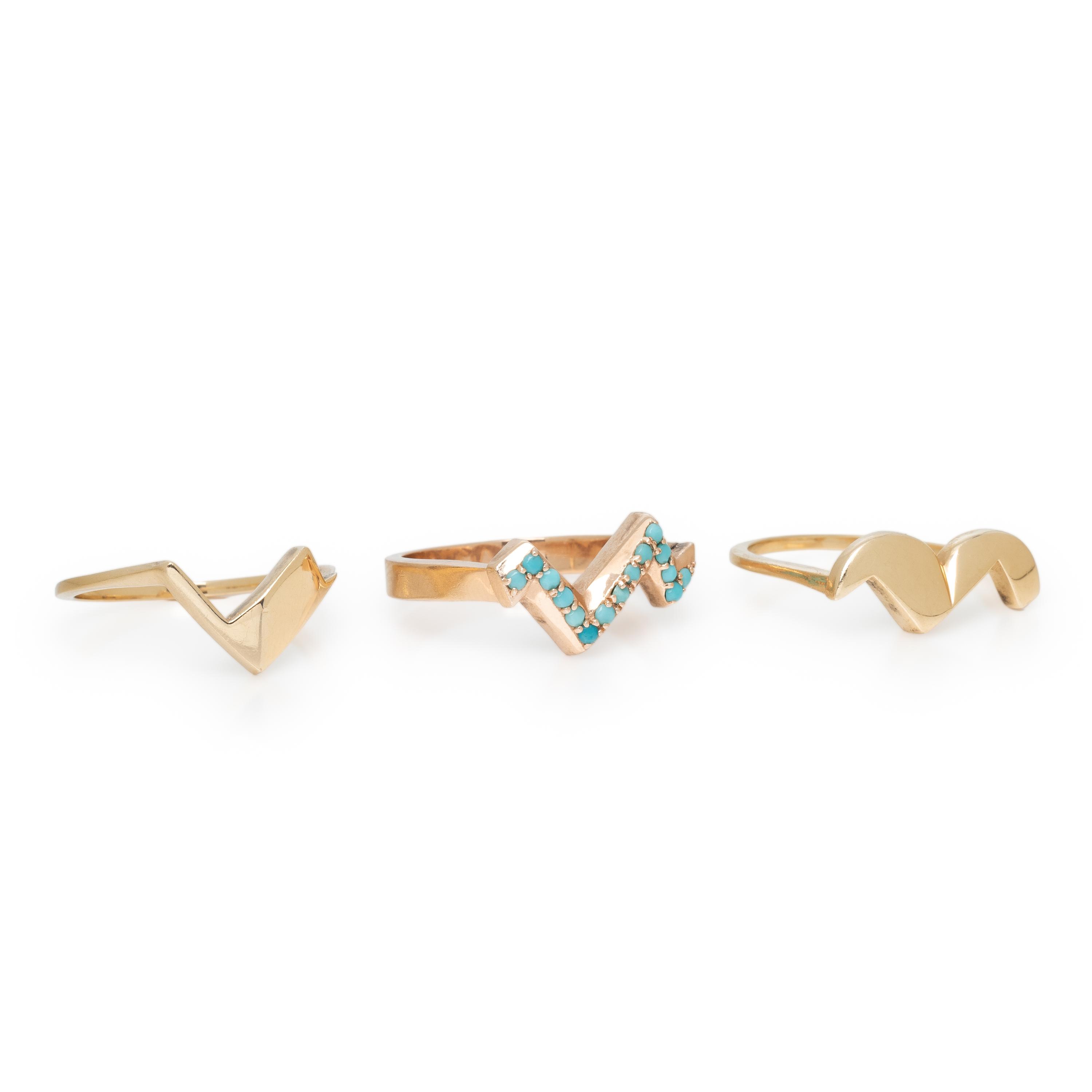 COLLECTION OF THREE YELLOW GOLD STACKING RINGS