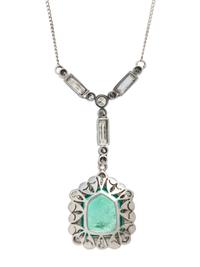 EMERALD AND DIAMOND NECKLACE