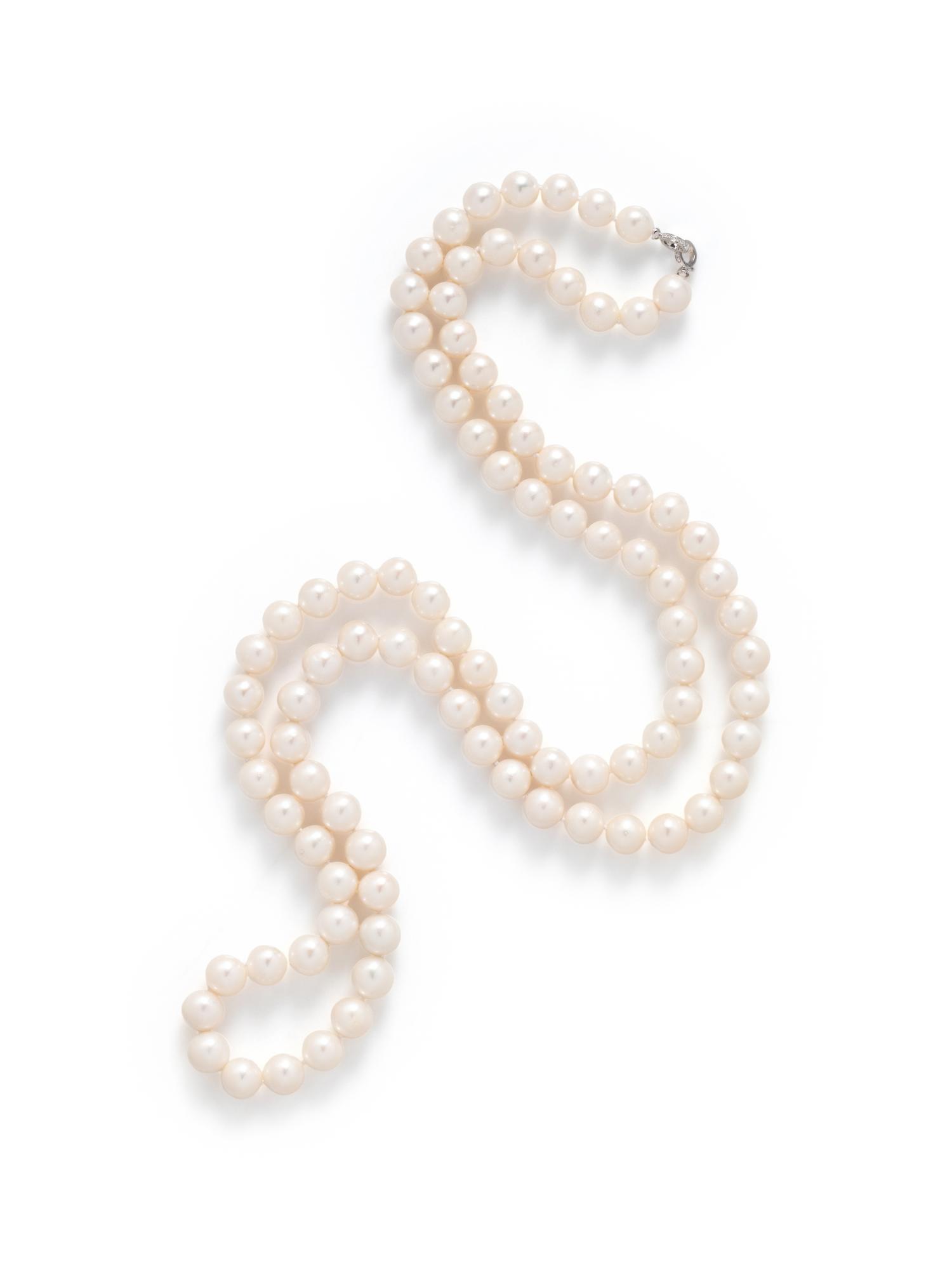 CULTURED PEARL AND DIAMOND NECKLACE