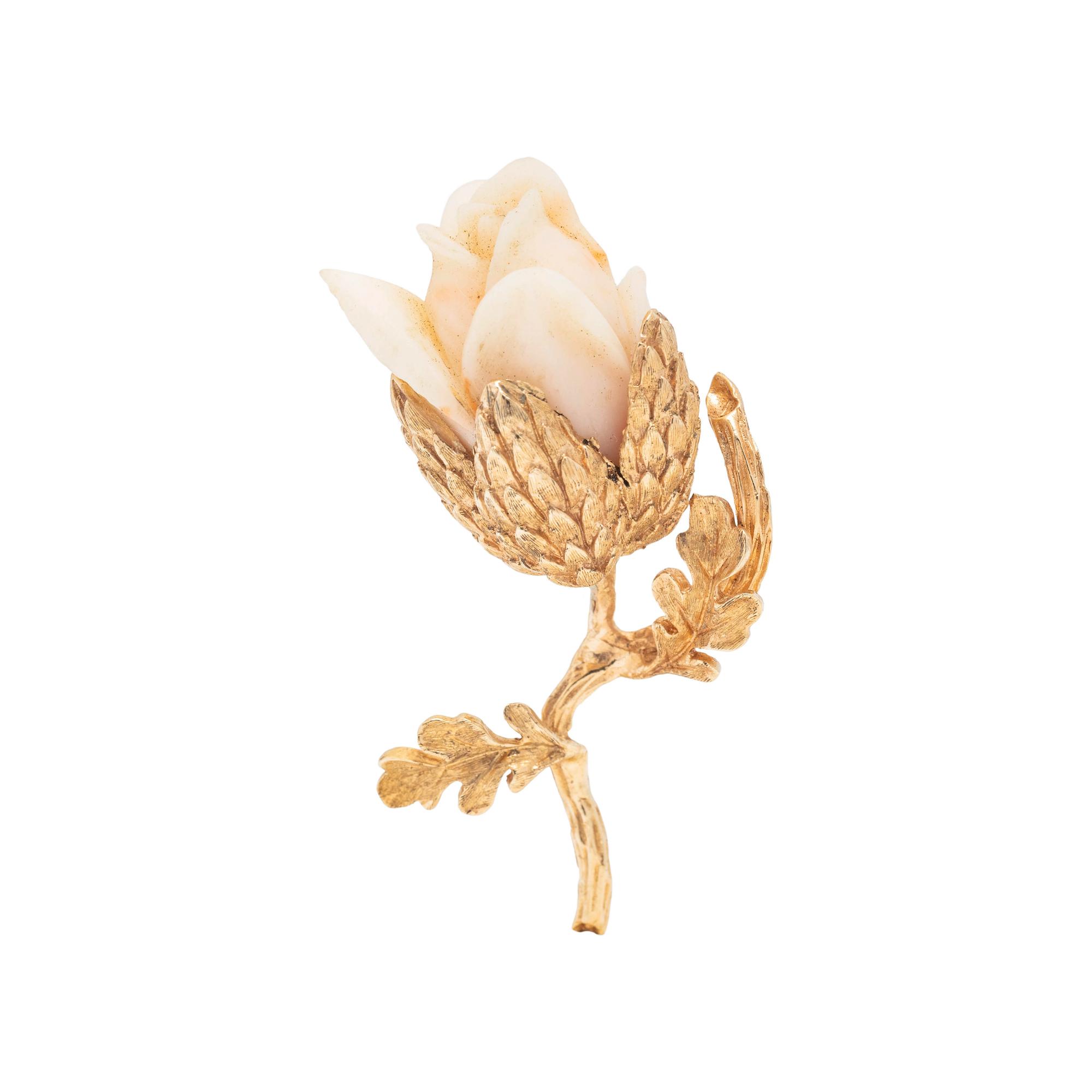 YELLOW GOLD AND ANGEL SKIN CORAL ROSE BROOCH