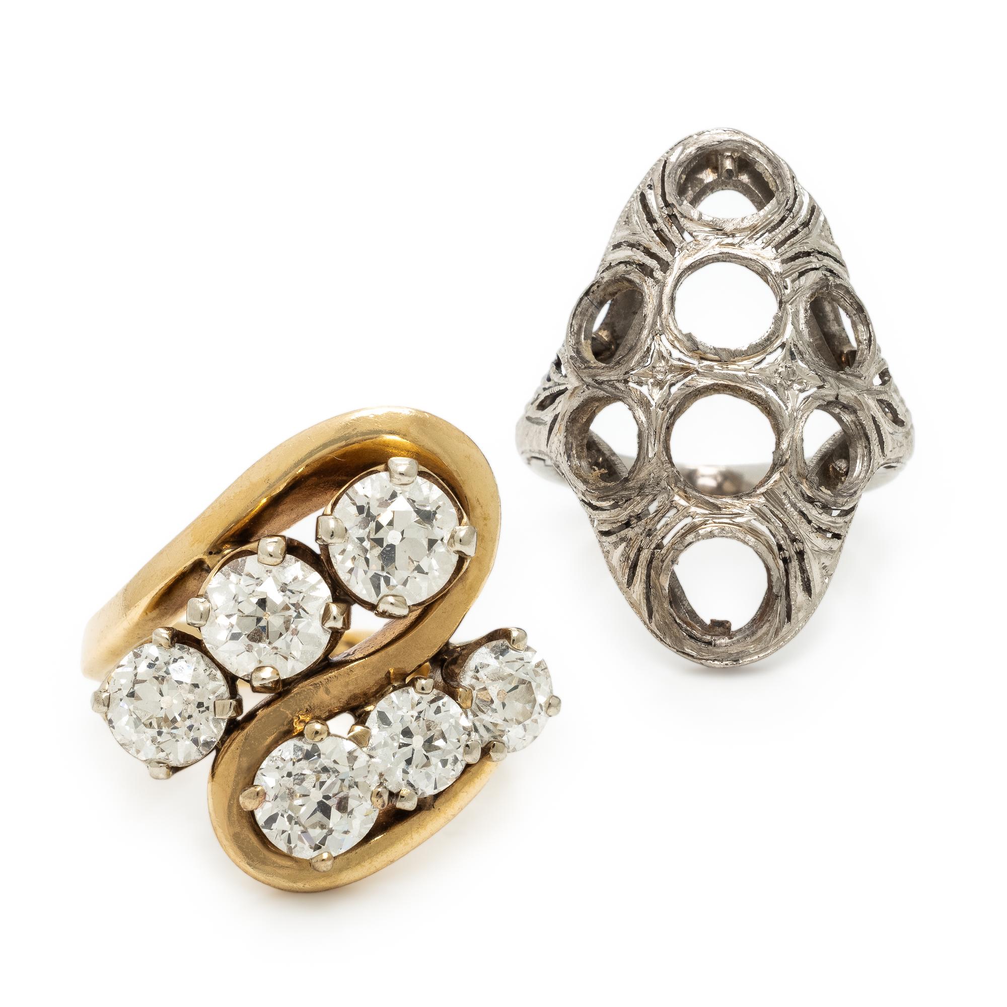 Yellow Gold and Diamond Ring with Platinum Ring Mounting