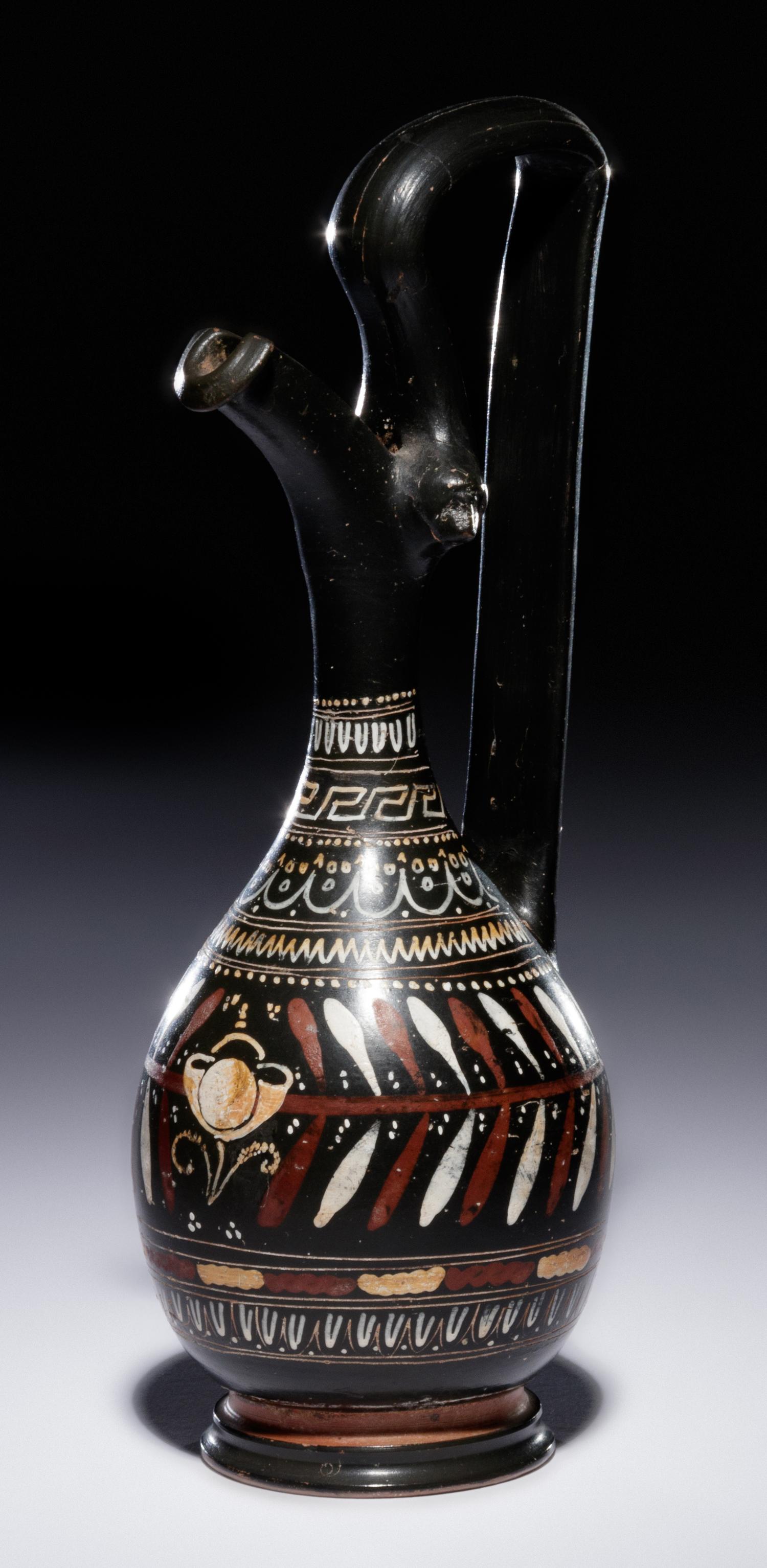 An Apulian Gnathian Ware Prochous