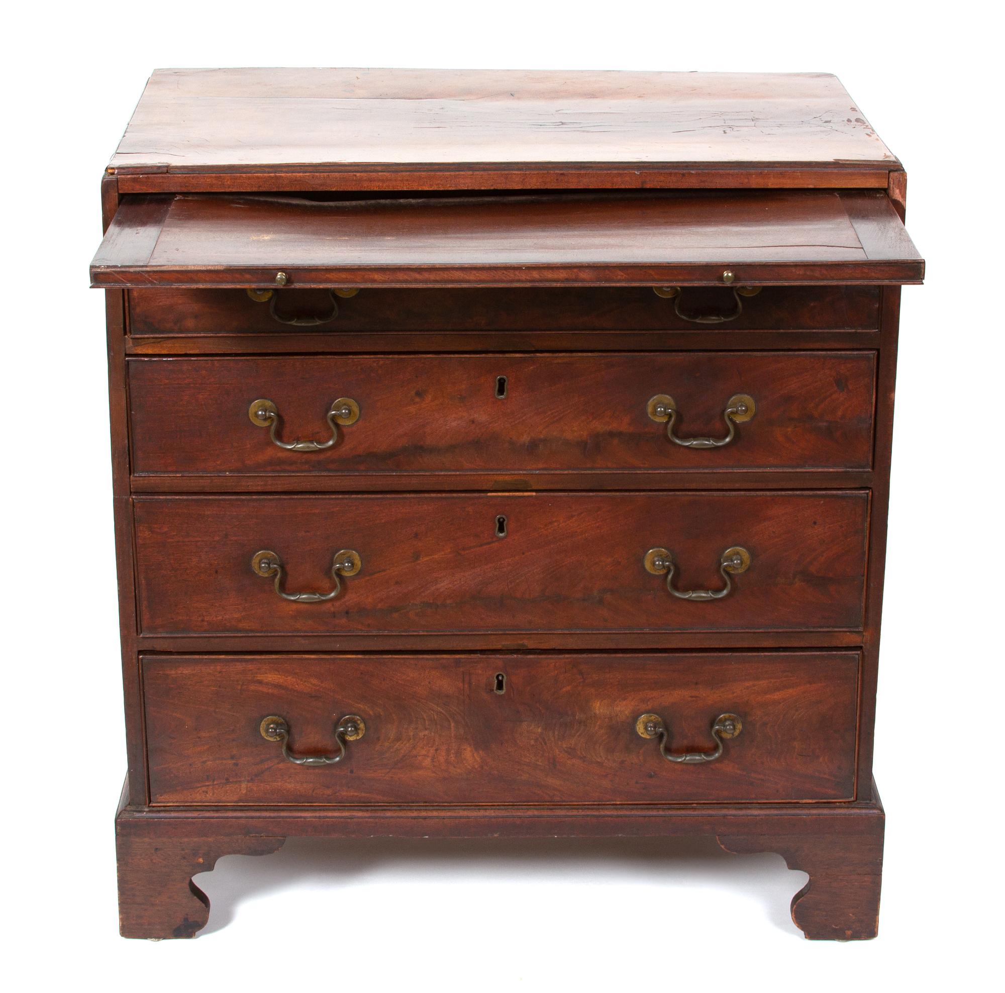 A George II Style Mahogany Bachelors Chest Height 32 1/2 x width 30 x 17 1/2 inches. — 19TH CENTURY