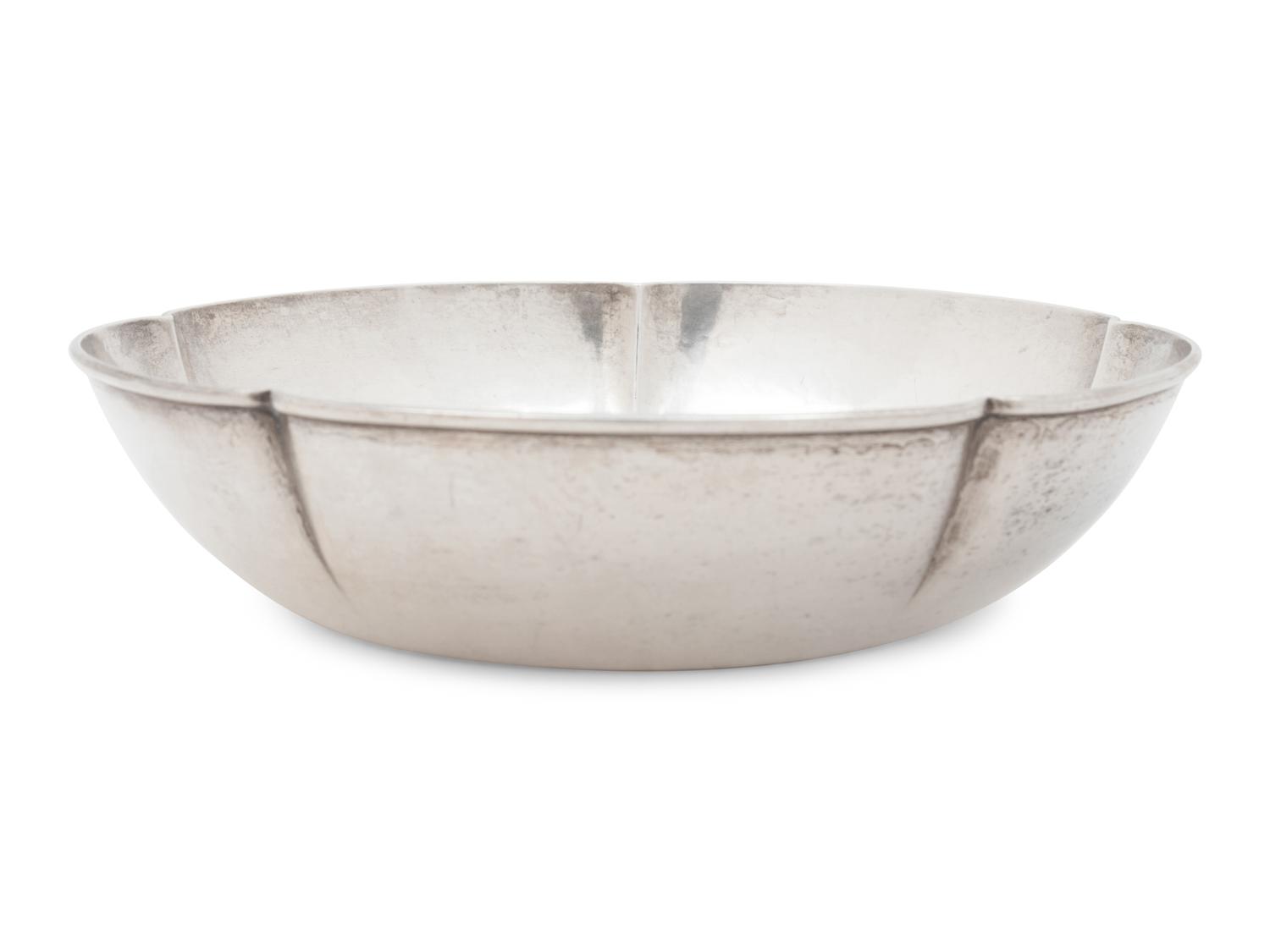 A Kalo Hand-Wrought Silver Bowl