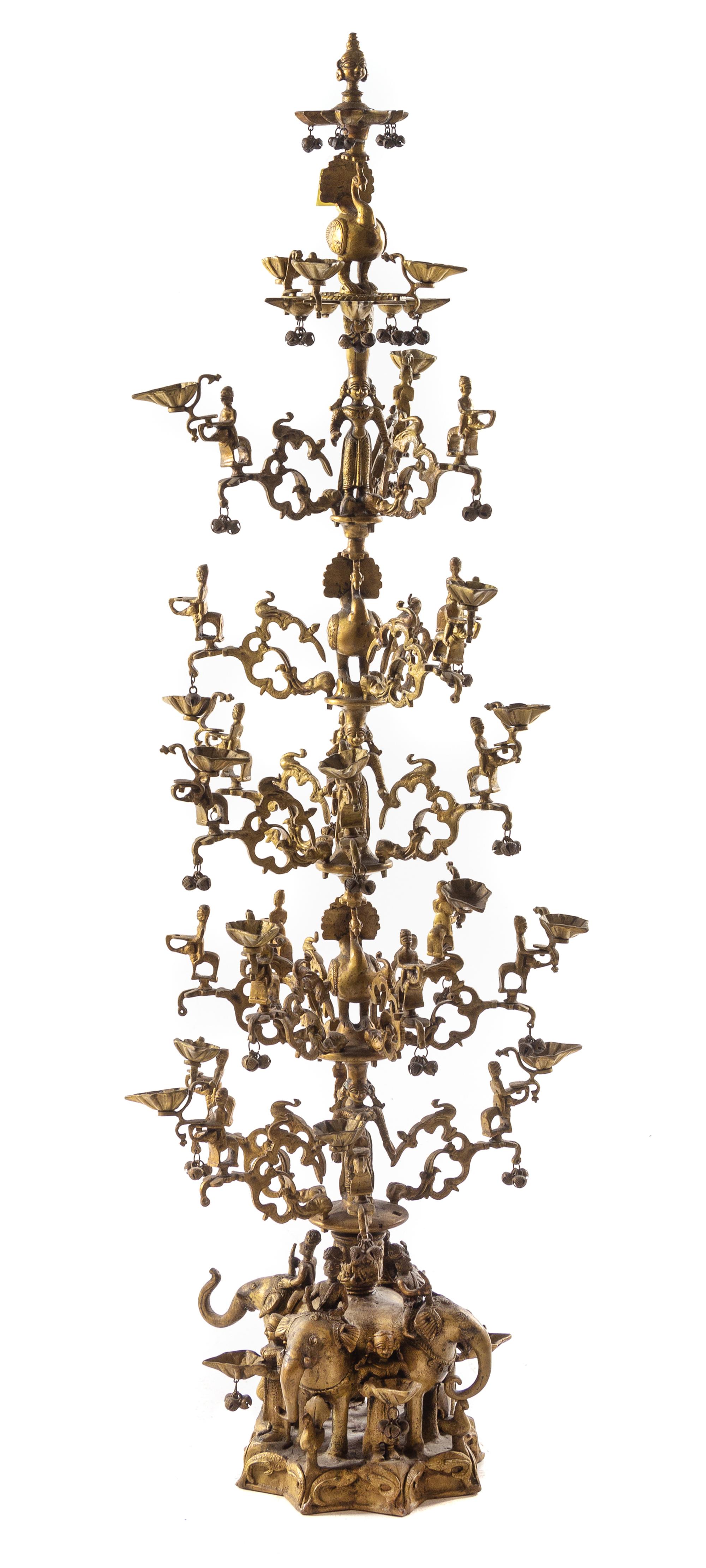 A Group of Southeast Asian Decorative Articles 20TH CENTURY…