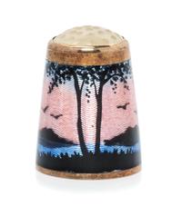 A Norwegian Silver and Enamel Thimble, Aksel Holmsen, Sandefjord, 20th Century, the hardstone inset top above a guilloche enamel body d