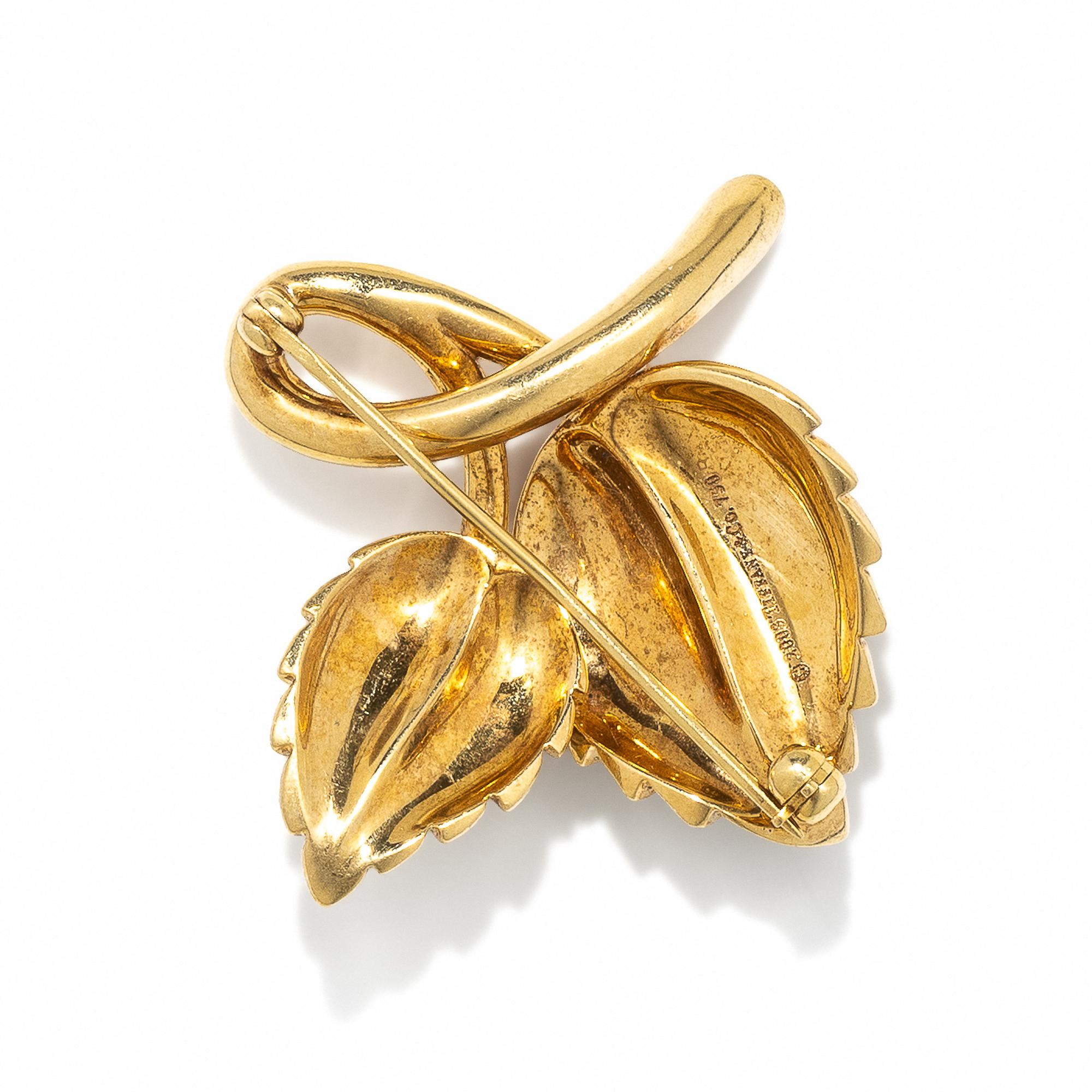TIFFANY & CO., YELLOW GOLD LEAF BROOCH