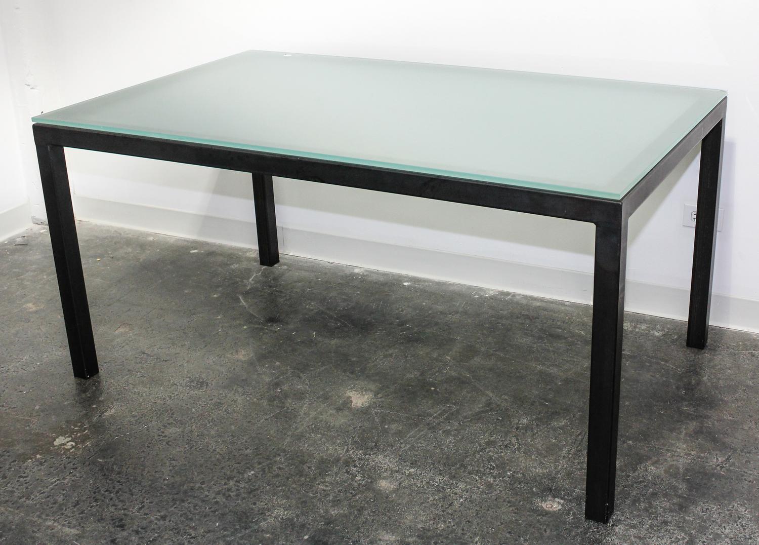 A Holly Hunt Dining Table Height 28 x width 60 x depth 36 inches (base). — 20TH CENTURY