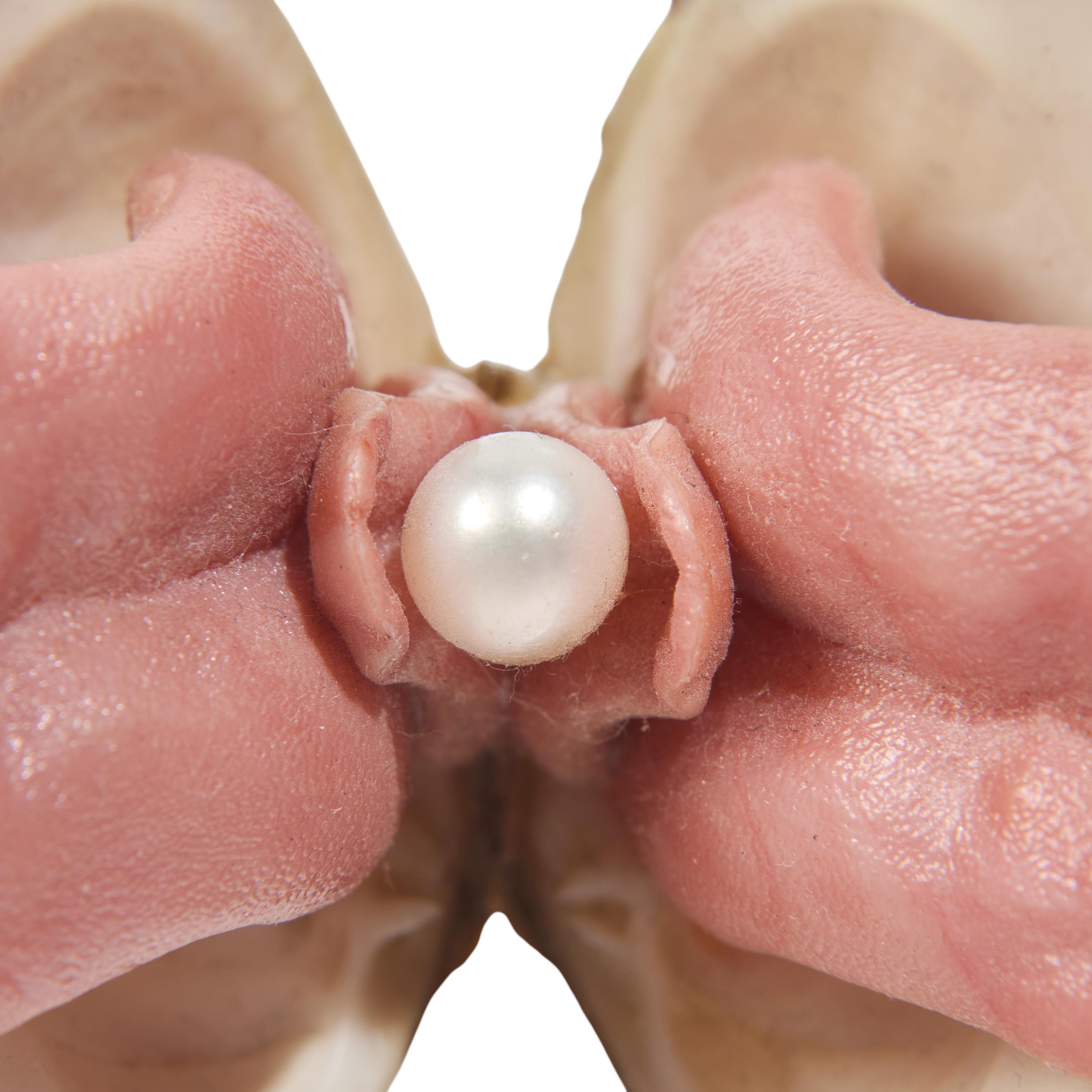 E.V. Day (American, b. 1967) — Double Stuff with Pearl , 2005