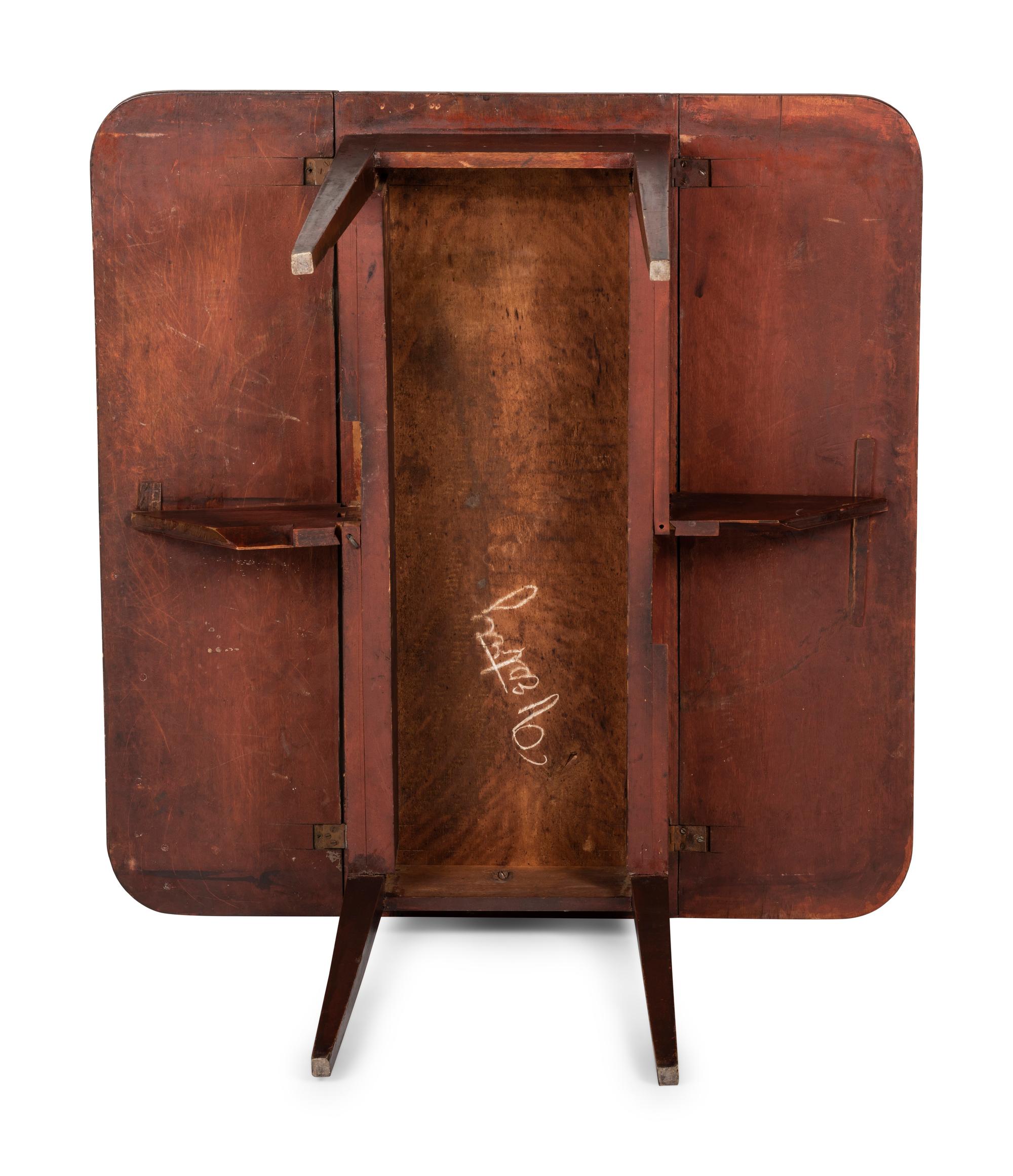 A Federal Red-Stained Maple and Cherrywood Drop Leaf Table