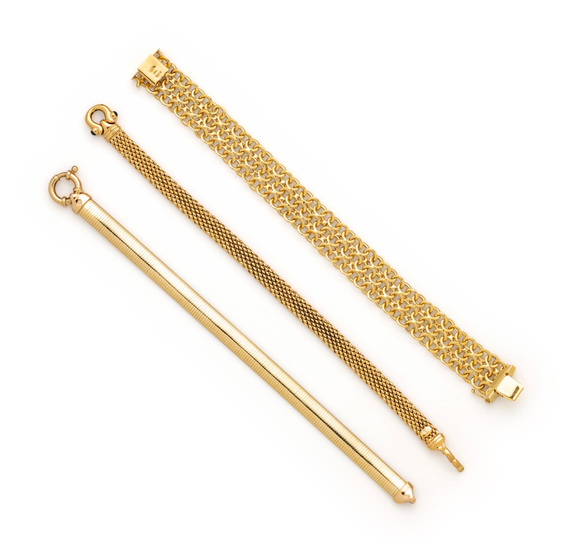 COLLECTION OF YELLOW GOLD BRACELETS