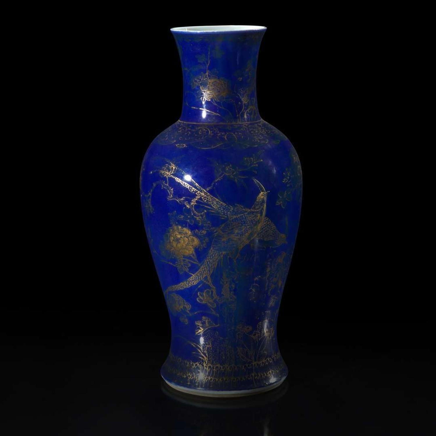 A Chinese gilt-decorated powder blue glazed porcelain baluster vase 洒蓝地描金瓷瓶 Qing dynasty ?