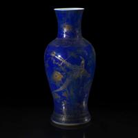 A Chinese gilt-decorated powder blue glazed porcelain baluster vase 洒蓝地描金瓷瓶 Qing dynasty ?