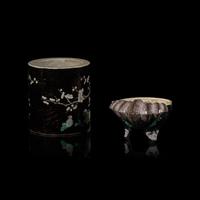 Two Chinese Famille Noire Porcelain Scholar's Objects, 19th Century 晚清 黑地五彩文房兩件