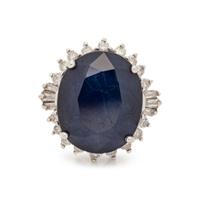 SAPPHIRE AND DIAMOND RING