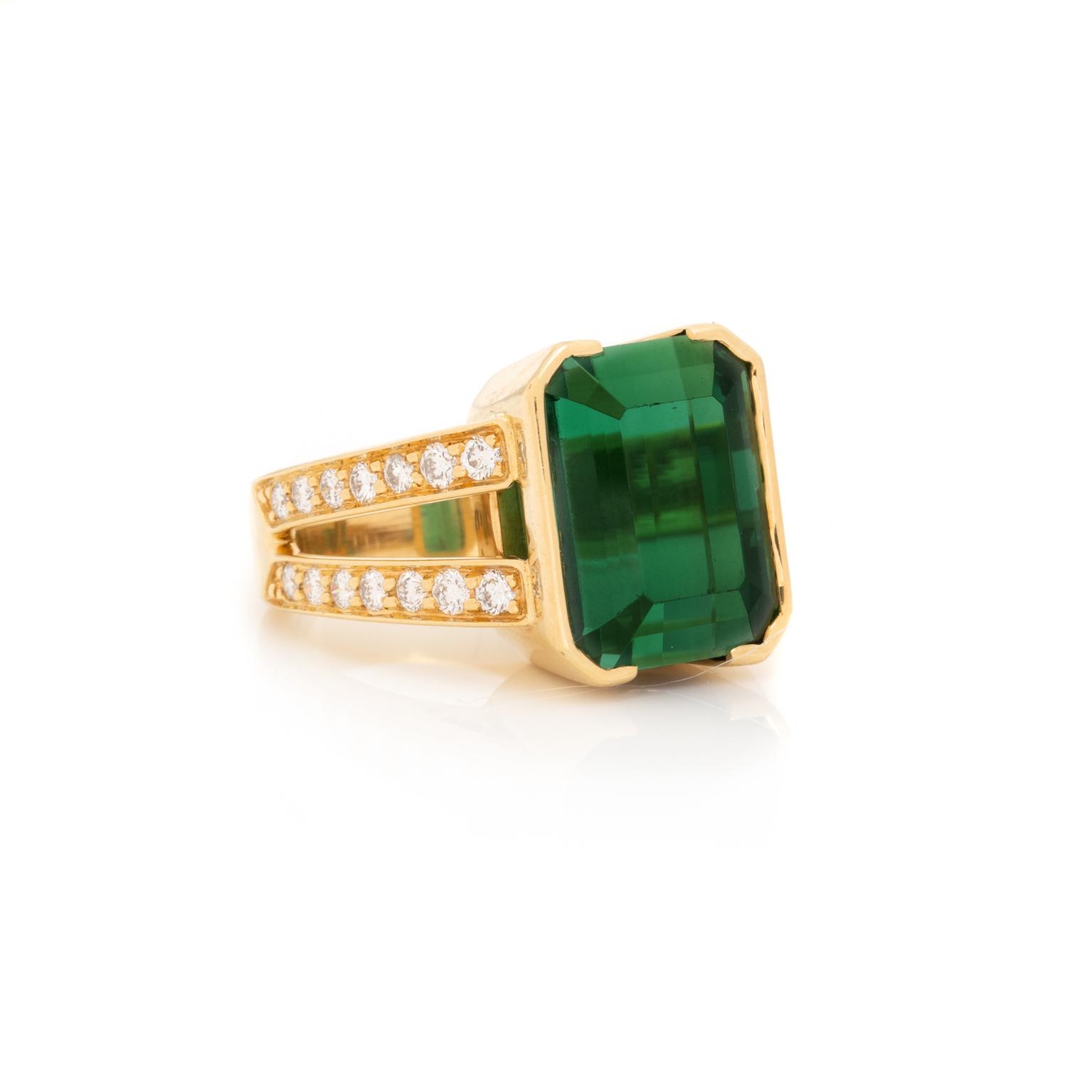 GREEN TOURMALINE AND DIAMOND RING