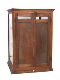 A Wooden Frame Butternut Bread Bakery Countertop Display Case