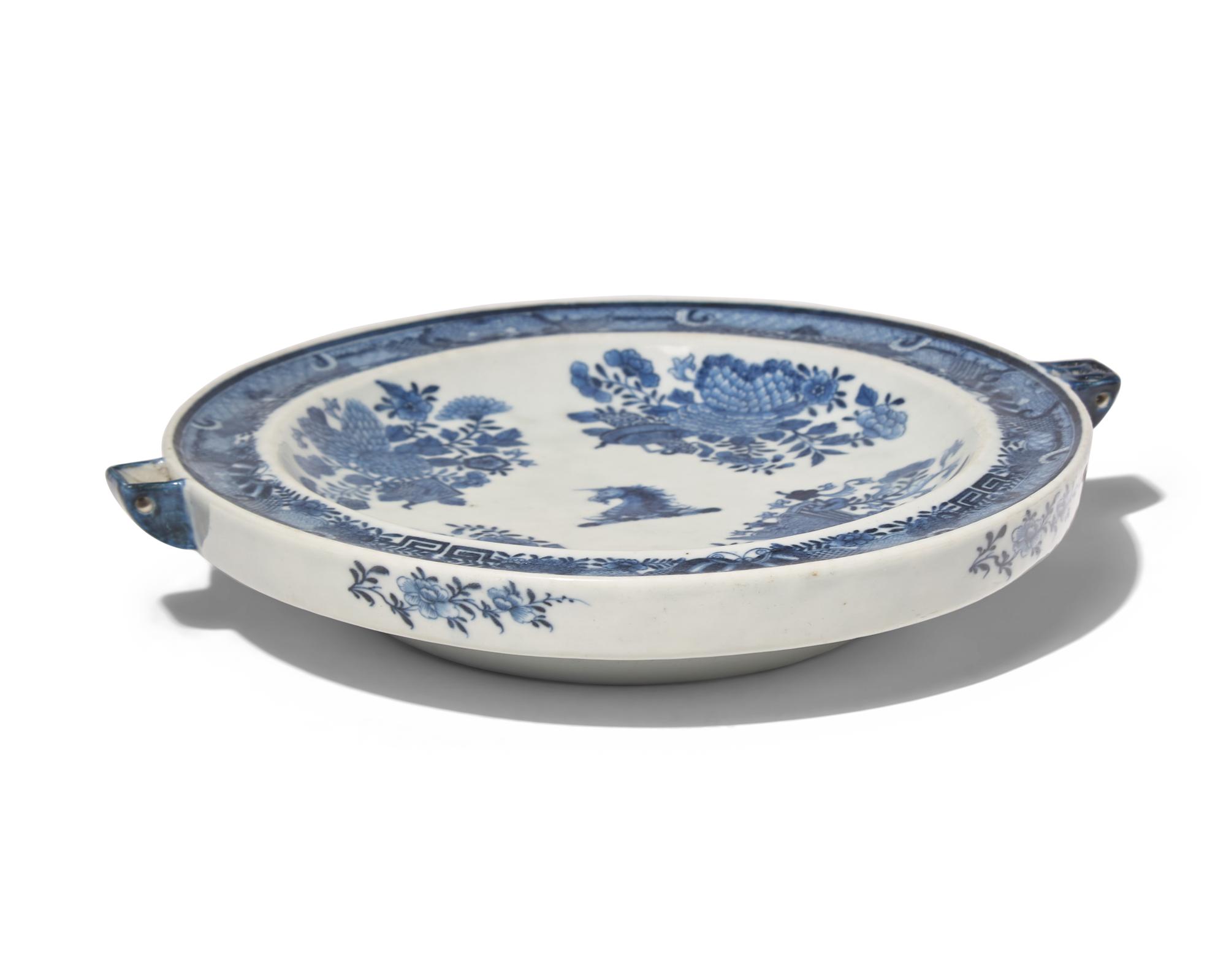 A Group of Five Chinese Export Porcelain Blue Fitzhugh Dinner Wares Bearing The Beale Family Crest
