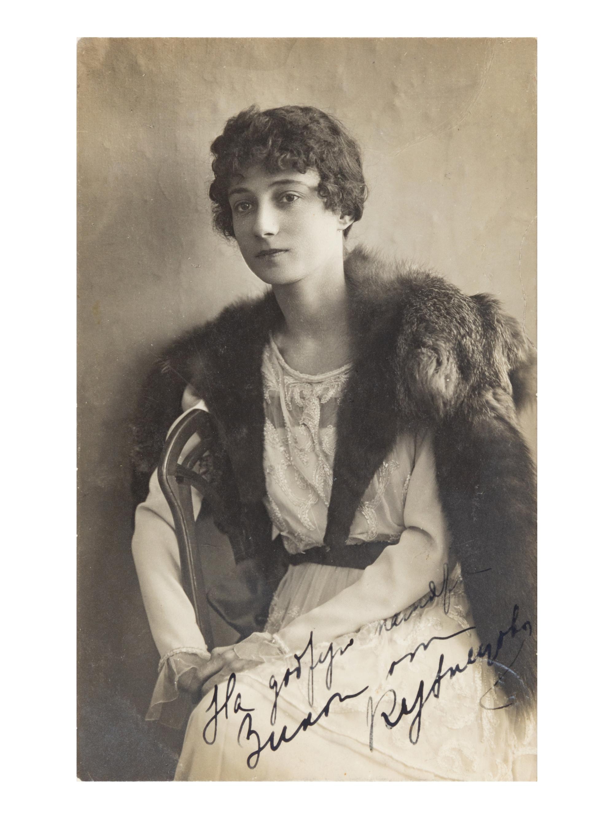 [19TH AND 20TH-CENTURY OPERA SINGERS]. A group of 6 photographs, cabinet photographs, cartes de visite, or photographic postcards of opera singers from the 1890s-1900s, most signed, comprising images of: