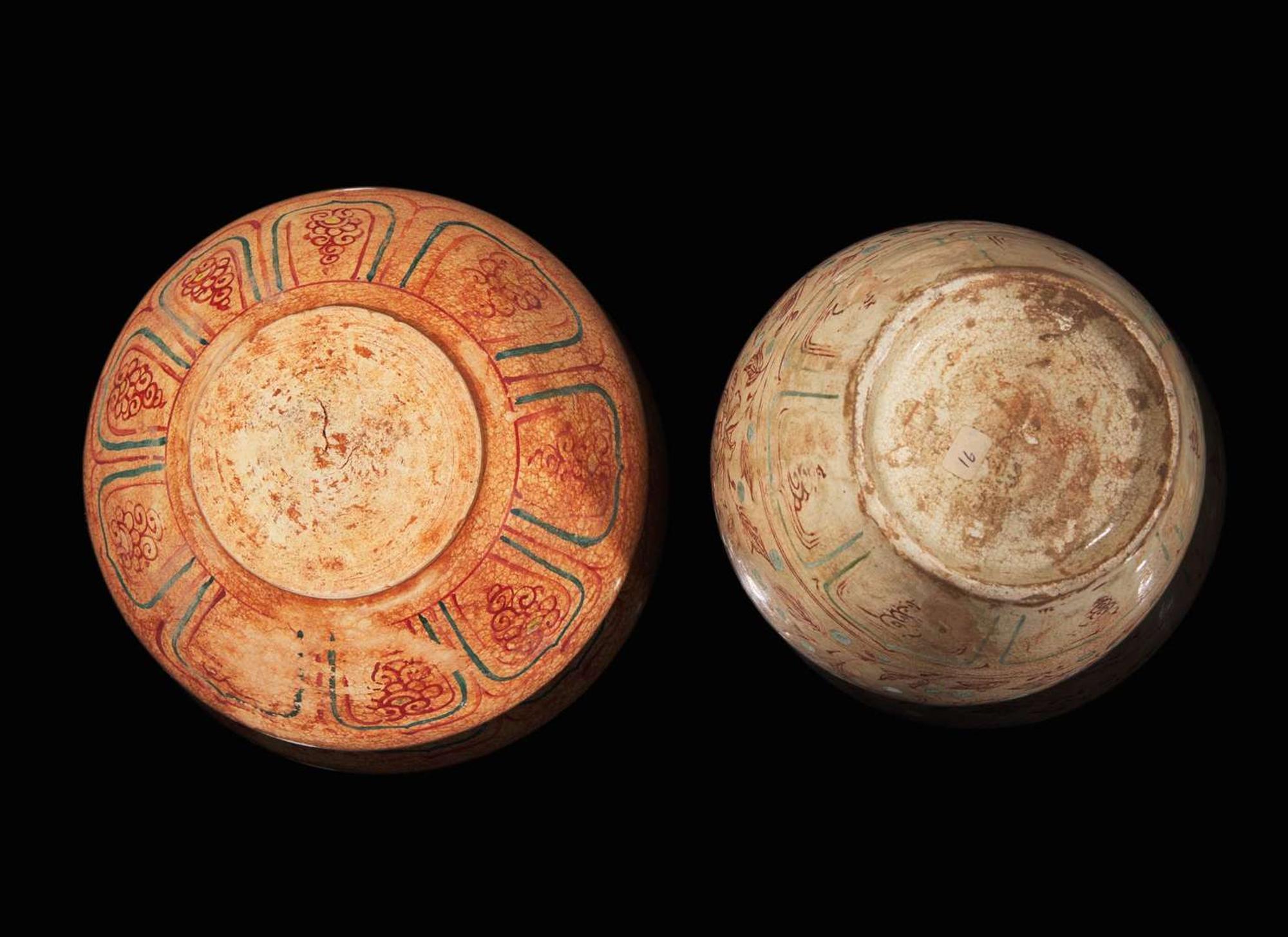 A Vietnamese polychromed ceramic jar and a bowl, Le So dynasty, 15th-16th century 越南多色瓷罐及盌 黎初朝 十五或十六世紀