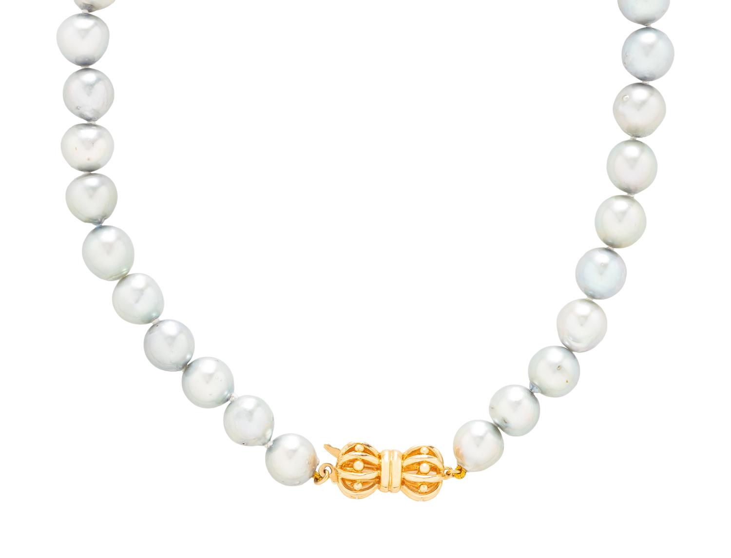 CULTURED PEARL NECKLACE