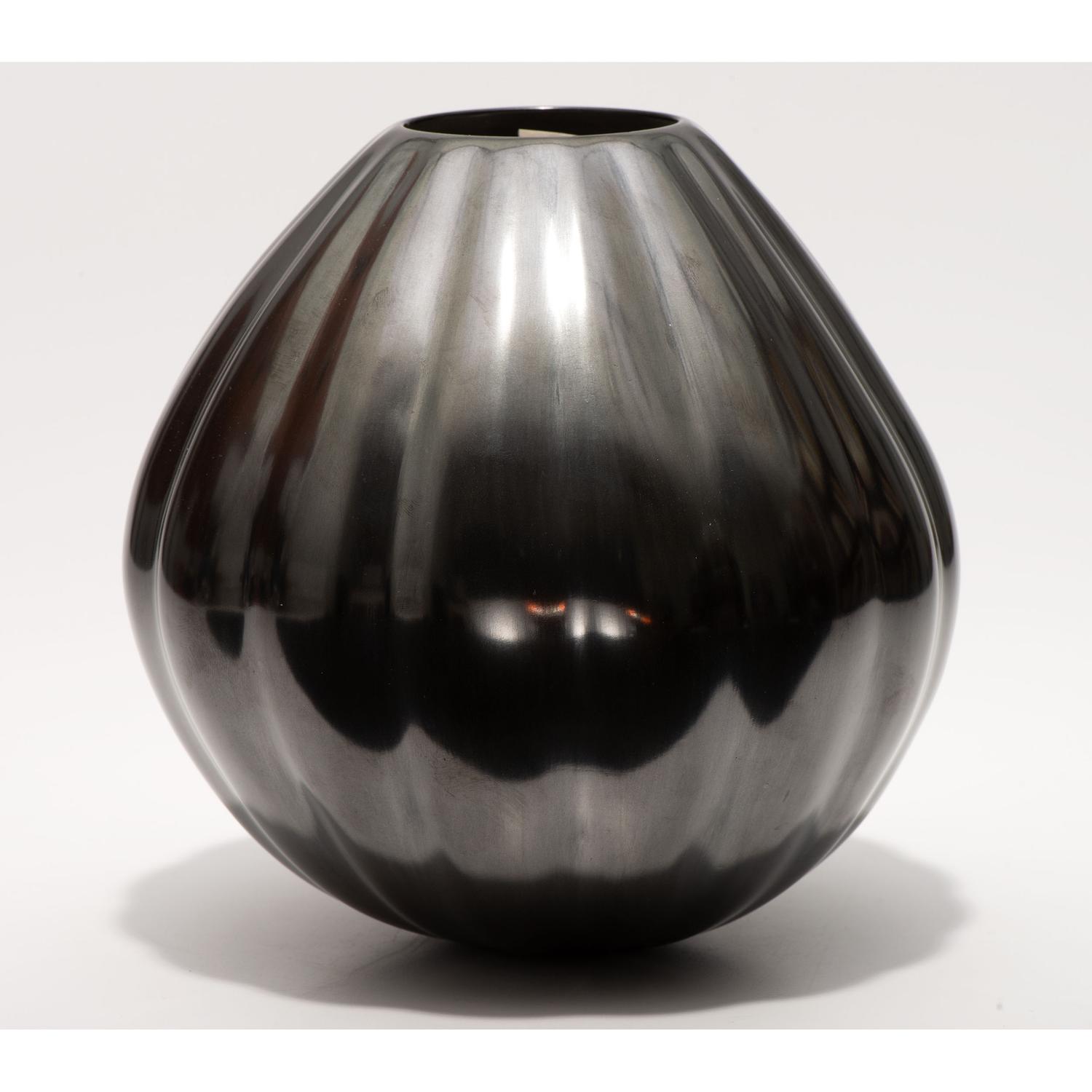 Mata Ortiz Melon Pottery Jar
