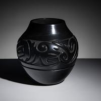 Teresita Naranjo (Santa Clara, 1919-1999) — Carved Blackware Pottery Jar