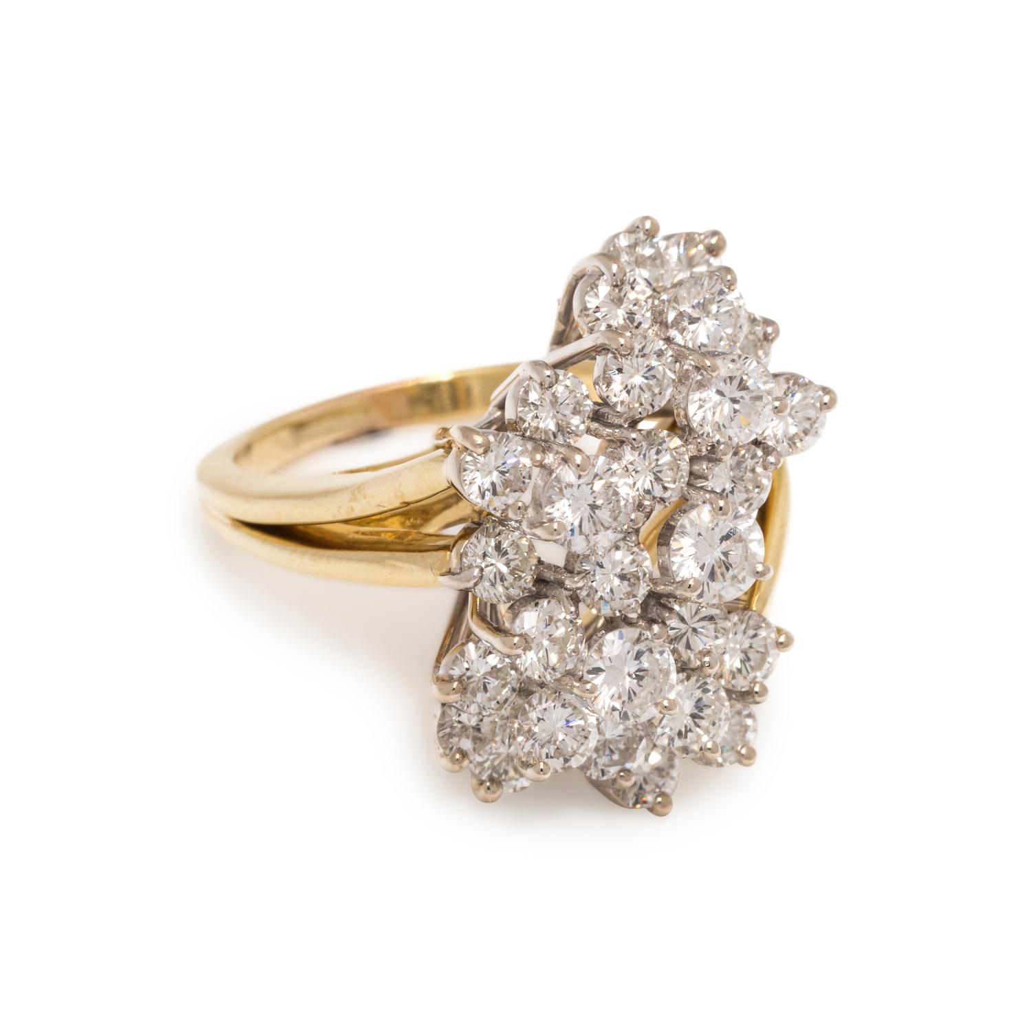 DIAMOND CLUSTER RING